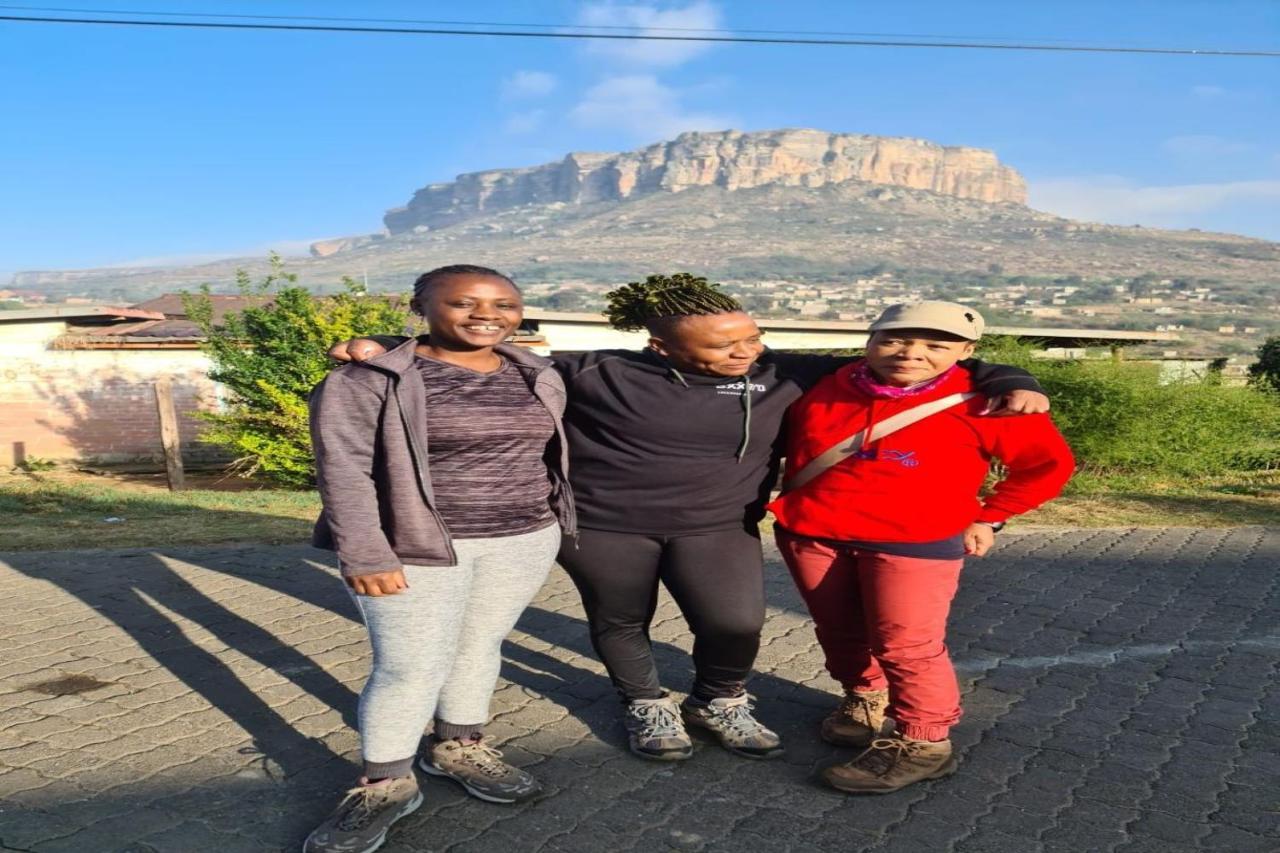 Hotel Maluti Backpackers à Phuthaditjhaba Extérieur photo