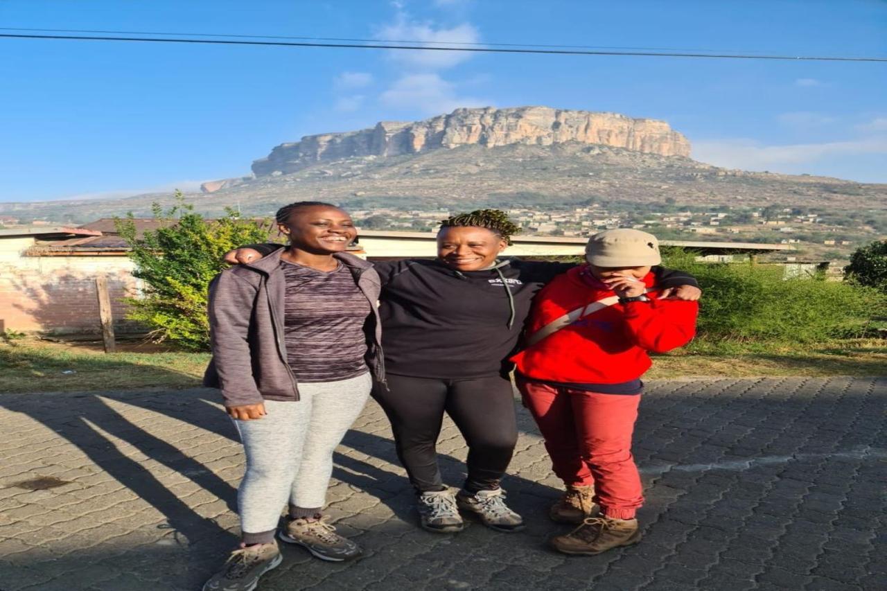 Hotel Maluti Backpackers à Phuthaditjhaba Extérieur photo