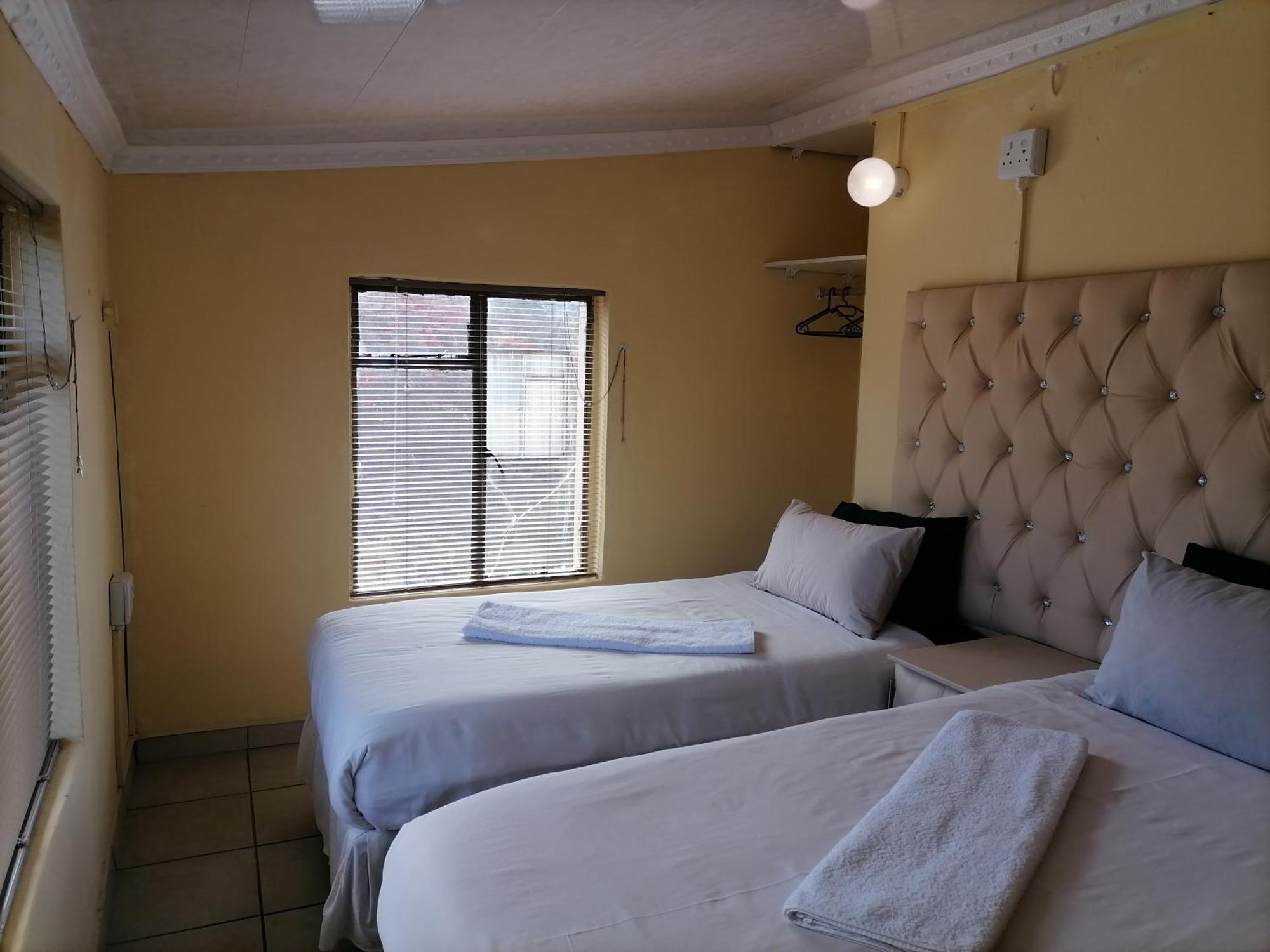 Hotel Maluti Backpackers à Phuthaditjhaba Extérieur photo
